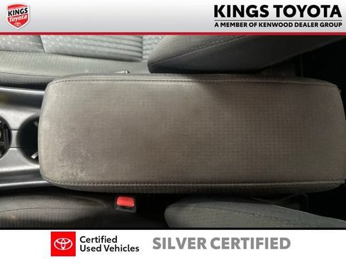 Certified 2016 Toyota Prius Two FWD image 18