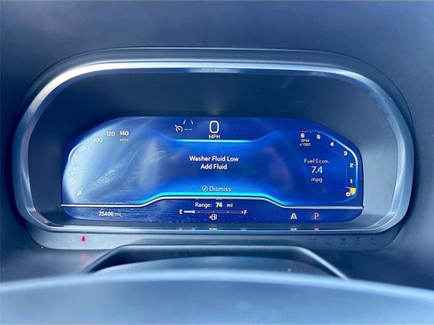 Used 2023 Chevrolet Suburban Premier image 14