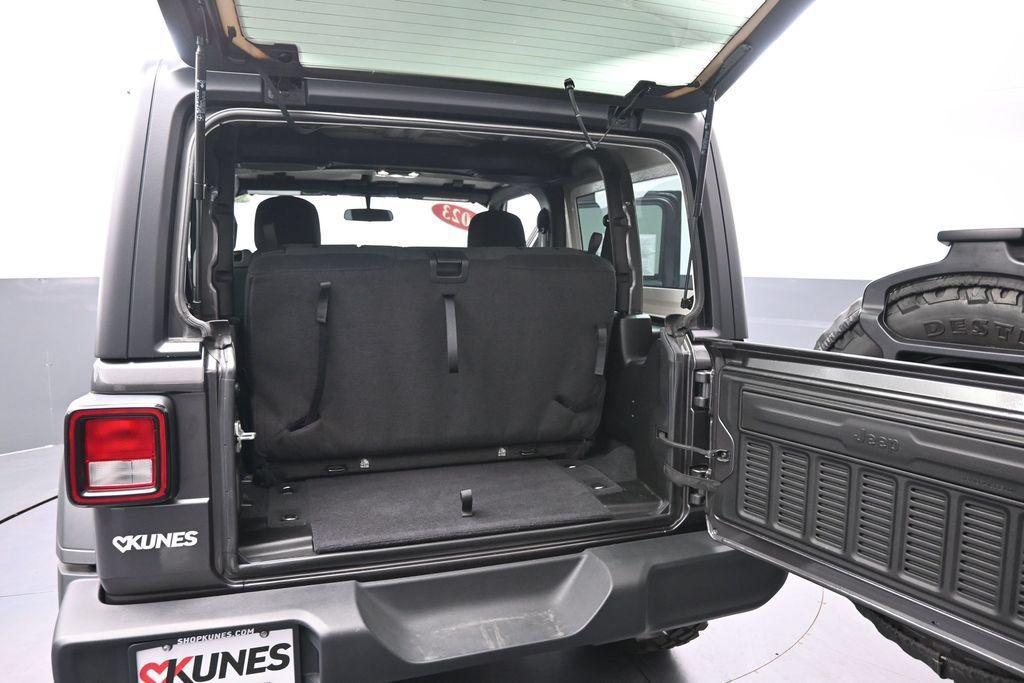 Used 2023 Jeep Wrangler Sport AWD/4WD image 23