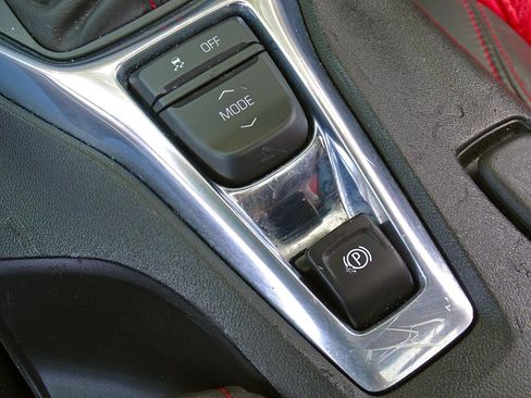Used 2017 Chevrolet Camaro SS RWD image 32