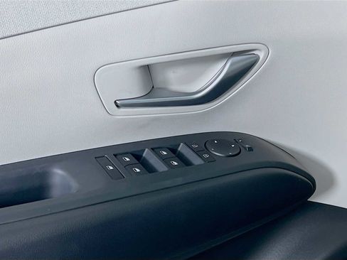 Certified 2025 Hyundai Tucson SEL image 17