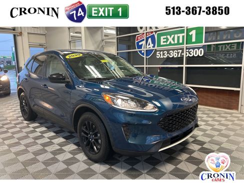 Used 2020 Ford Escape SE Sport image 1