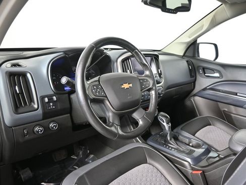 Used 2022 Chevrolet Colorado Z71 w/ Trail Boss Package AWD/4WD image 22