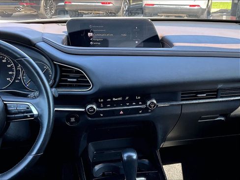 Used 2024 MAZDA CX-30 AWD 2.5 S w/ Premium Package image 18