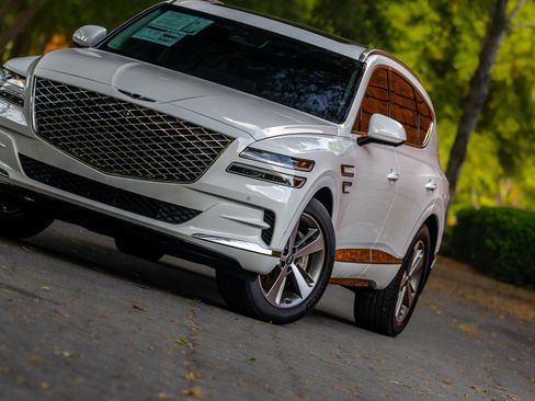Used 2023 Genesis GV80 2.5T w/ Prestige 20" Package AWD/4WD image 25