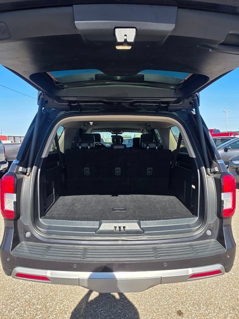 Used 2024 Ford Expedition Max XLT AWD/4WD image 11
