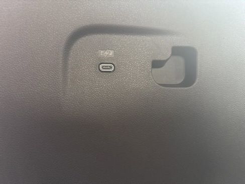 New 2026 Chevrolet Traverse LT image 15