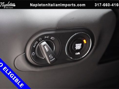 Used 2024 Maserati Levante GT Ultima image 20