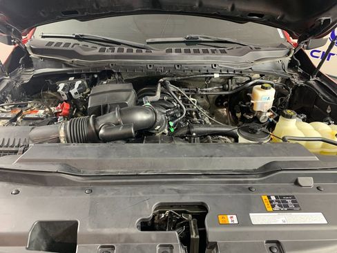 Used 2024 Ford F250 XLT w/ Black Appearance Package image 11