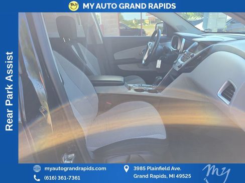 Used 2017 Chevrolet Equinox LT w/ Convenience Package AWD/4WD image 22