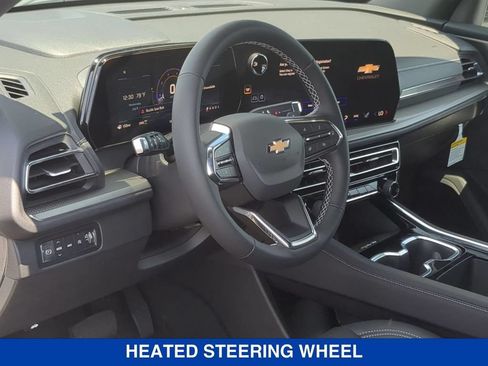 New 2026 Chevrolet Traverse LT w/ Driver Confidence Package AWD/4WD image 11
