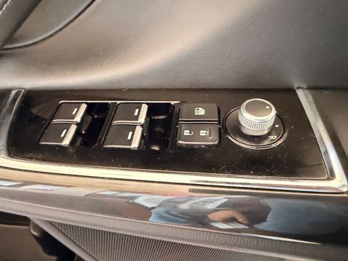 Used 2019 MAZDA CX-9 Touring image 37