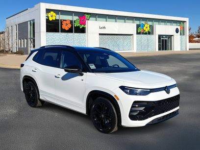 New 2026 Volkswagen Tiguan SE R-Line