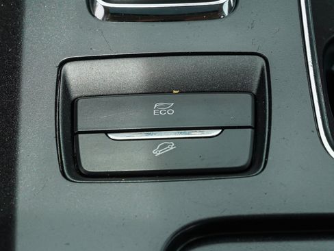 Used 2020 Ford Fusion SEL FWD image 41