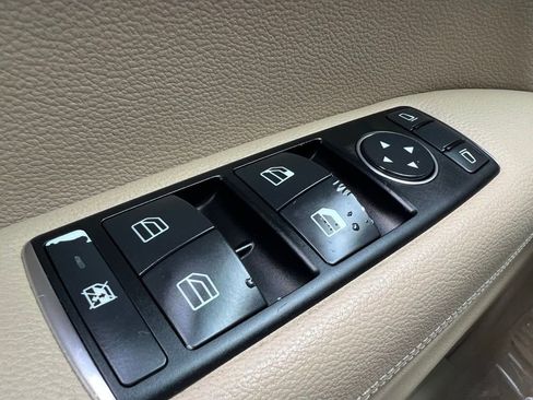 Used 2012 Mercedes-Benz E 350 Coupe image 35