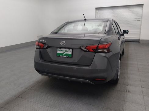 Used 2020 Nissan Versa S FWD image 7