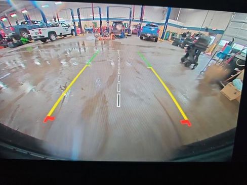 Used 2025 Jeep Wrangler Sport image 15