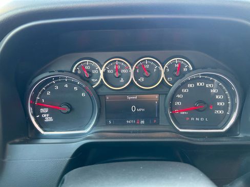 Used 2019 Chevrolet Silverado 1500 RST image 20