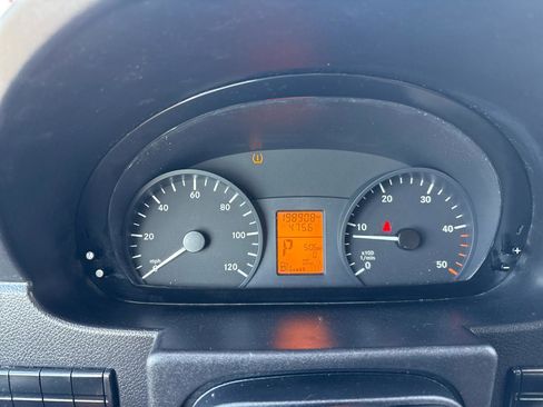 Used 2016 Mercedes-Benz Sprinter 2500 image 10