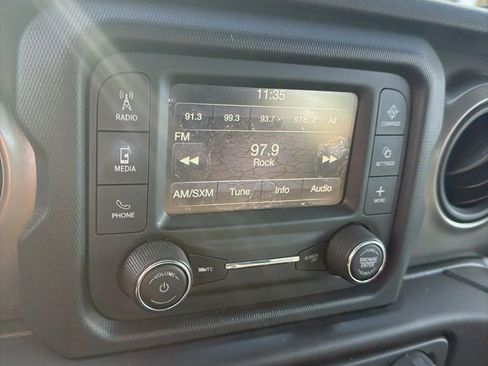 Used 2018 Jeep Wrangler Unlimited Sport image 2