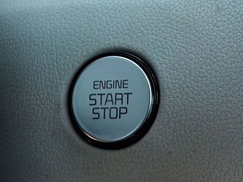 Certified 2023 Kia Sorento EX AWD/4WD image 24