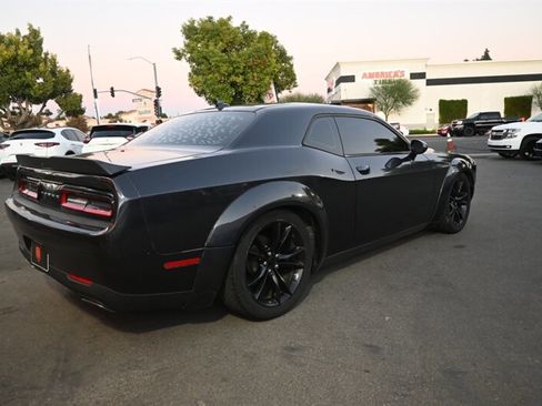 Used 2016 Dodge Challenger SXT w/ Blacktop Package image 12