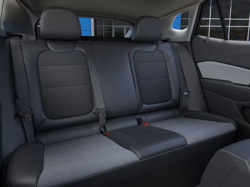 New 2025 Chevrolet Trax LT w/ Driver Confidence Package image 18