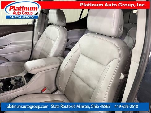 Used 2020 GMC Acadia SLT FWD image 11