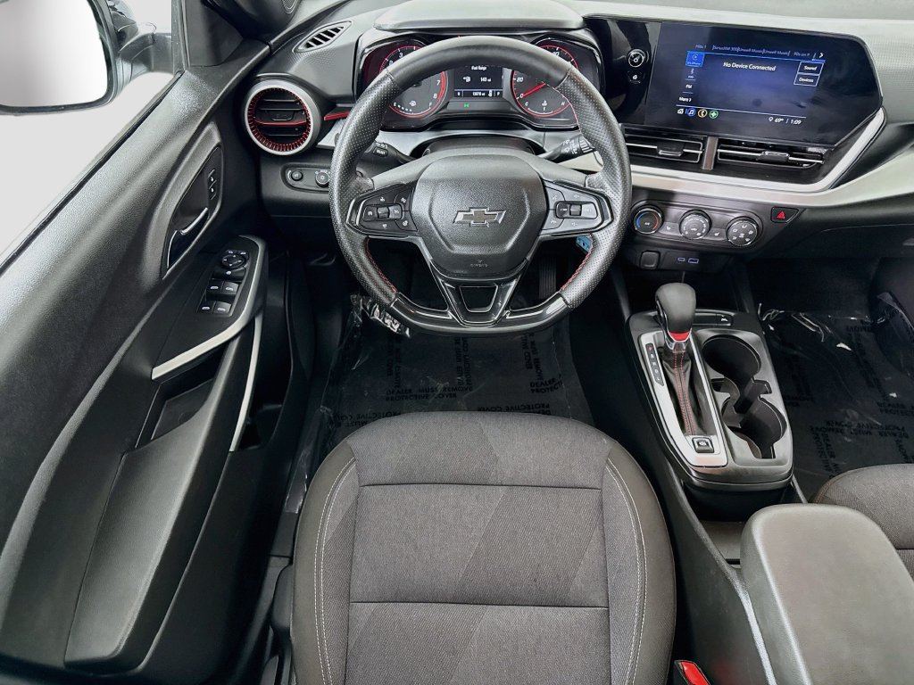 Used 2024 Chevrolet Trax RS w/ Driver Confidence Package FWD image 23