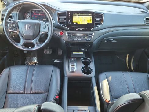 Used 2023 Honda Passport TrailSport image 16