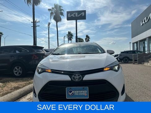 Used 2017 Toyota Corolla LE FWD image 2