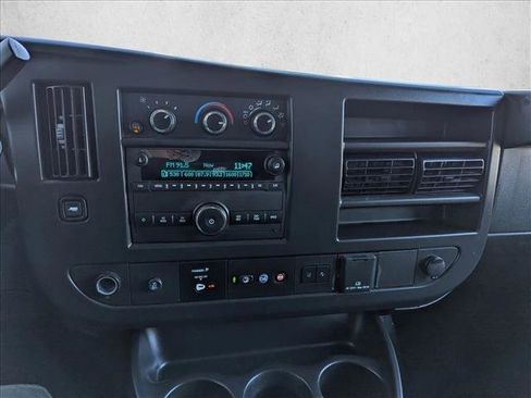 Used 2025 Chevrolet Express 3500 LT w/ LT Preferred Equipment Group image 13