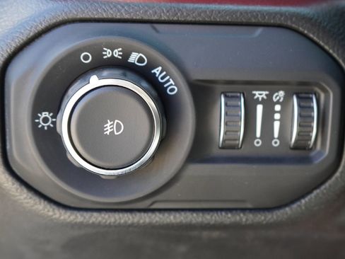 Used 2022 Jeep Wrangler Unlimited Rubicon w/ LED Lighting Group image 17