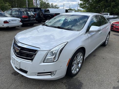 Used 2017 Cadillac XTS Luxury w/ Driver Awareness Package FWD image 2