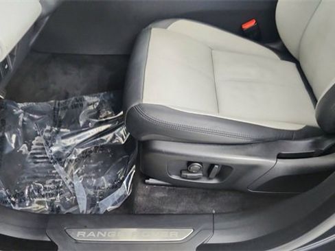 Used 2024 Land Rover Range Rover Velar Dynamic SE image 35