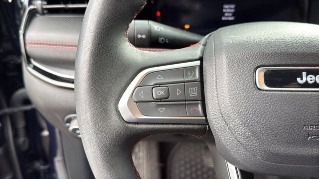 Certified 2024 Jeep Compass Trailhawk w/ Trailhawk Elite Group AWD/4WD image 16