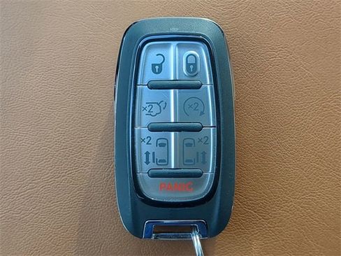 New 2026 Chrysler Pacifica Pinnacle w/ Trailer Tow Group image 41