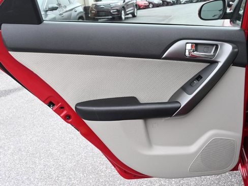 Used 2013 Kia Forte EX w/ Premium Pkg image 13