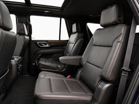 Used 2023 Chevrolet Tahoe High Country w/ LPO, Illumination Package AWD/4WD image 18