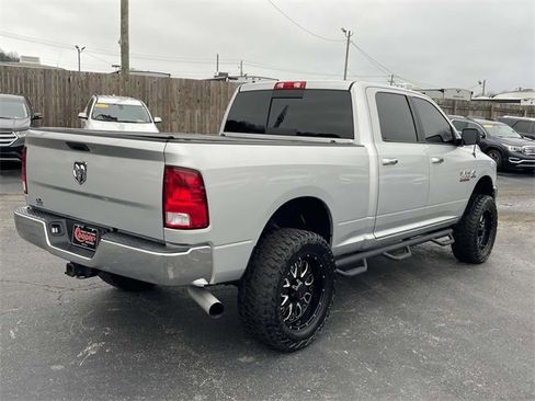 Used 2017 RAM 2500 SLT image 4