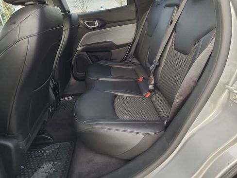 Certified 2023 Jeep Compass Latitude w/ Sun and Sound Group image 21