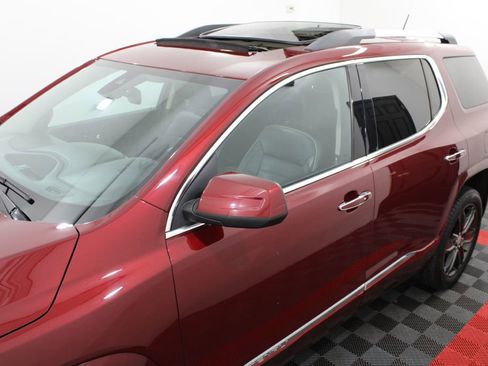 Used 2017 GMC Acadia Denali w/ Technology Package AWD/4WD image 6