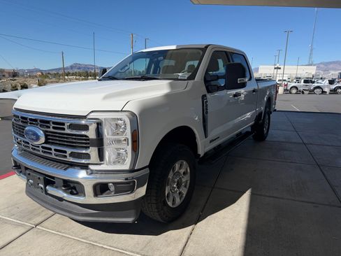 Used 2024 Ford F250 XLT image 7