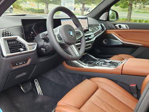 Used 2026 BMW X7 M60i AWD/4WD image 7