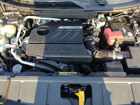 Used 2022 Nissan Rogue SV FWD image 30