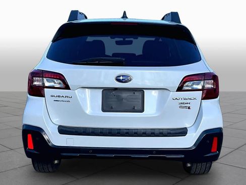 Used 2019 Subaru Outback 3.6R Limited AWD/4WD image 5