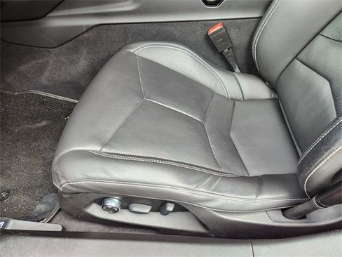 Used 2021 Chevrolet Corvette Stingray Preferred Cpe w/ Z51 Performance Package RWD image 28
