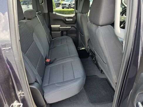 Used 2022 Chevrolet Silverado 1500 Custom AWD/4WD image 17