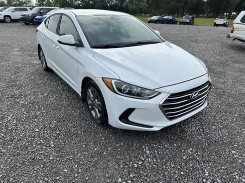 Used 2018 Hyundai Elantra SEL image 3