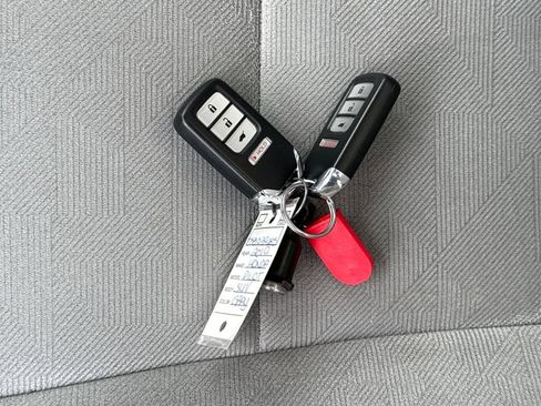 Used 2019 Honda Pilot LX image 29